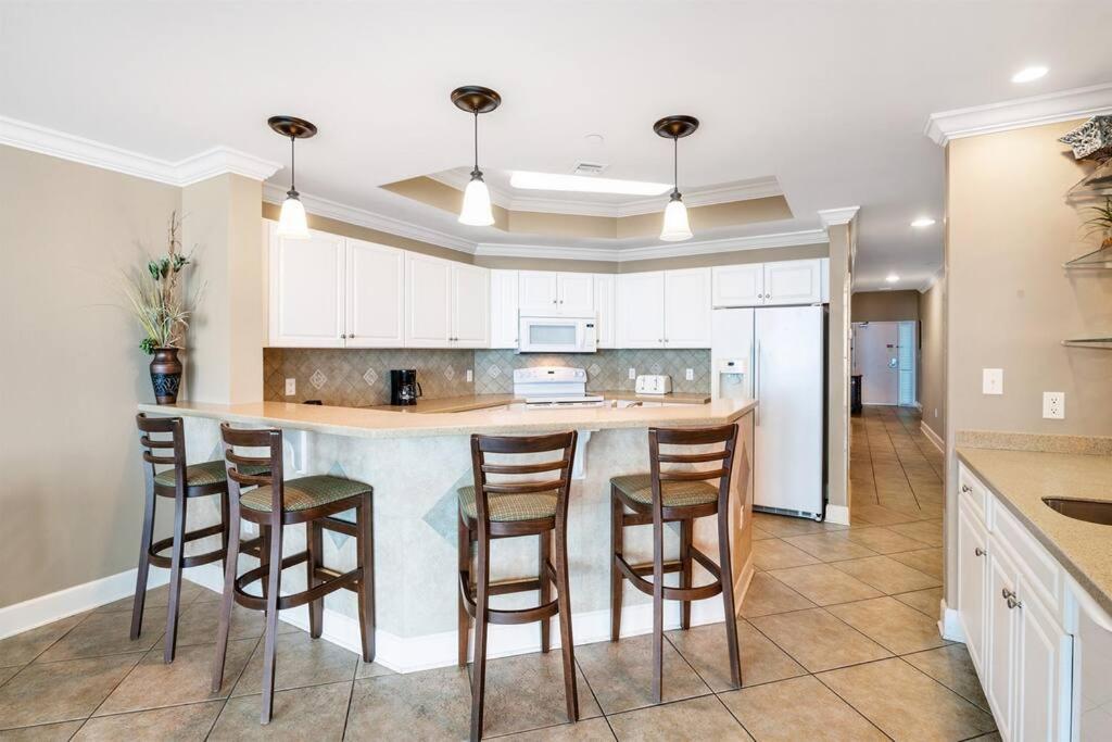 אורנג' ביץ' Phoenix West - 2207 - High-End Luxury Beachfront מראה חיצוני תמונה