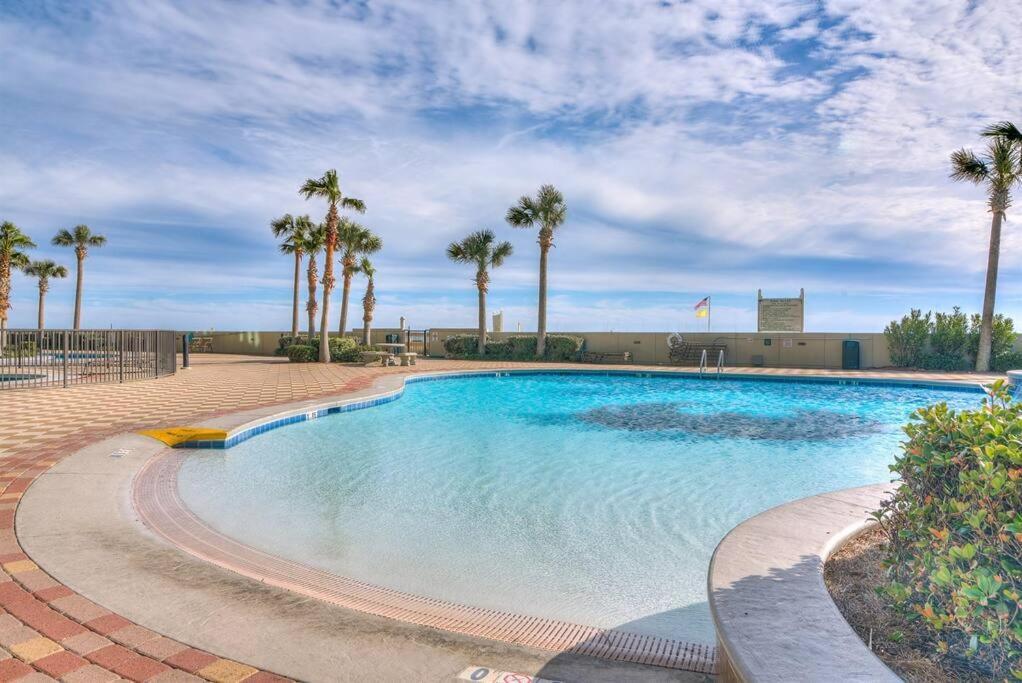 אורנג' ביץ' Phoenix West - 2207 - High-End Luxury Beachfront מראה חיצוני תמונה